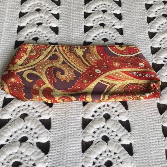 AMIC Accessories Paisley Silk Clutch Y2K - Picture 9 of 15
